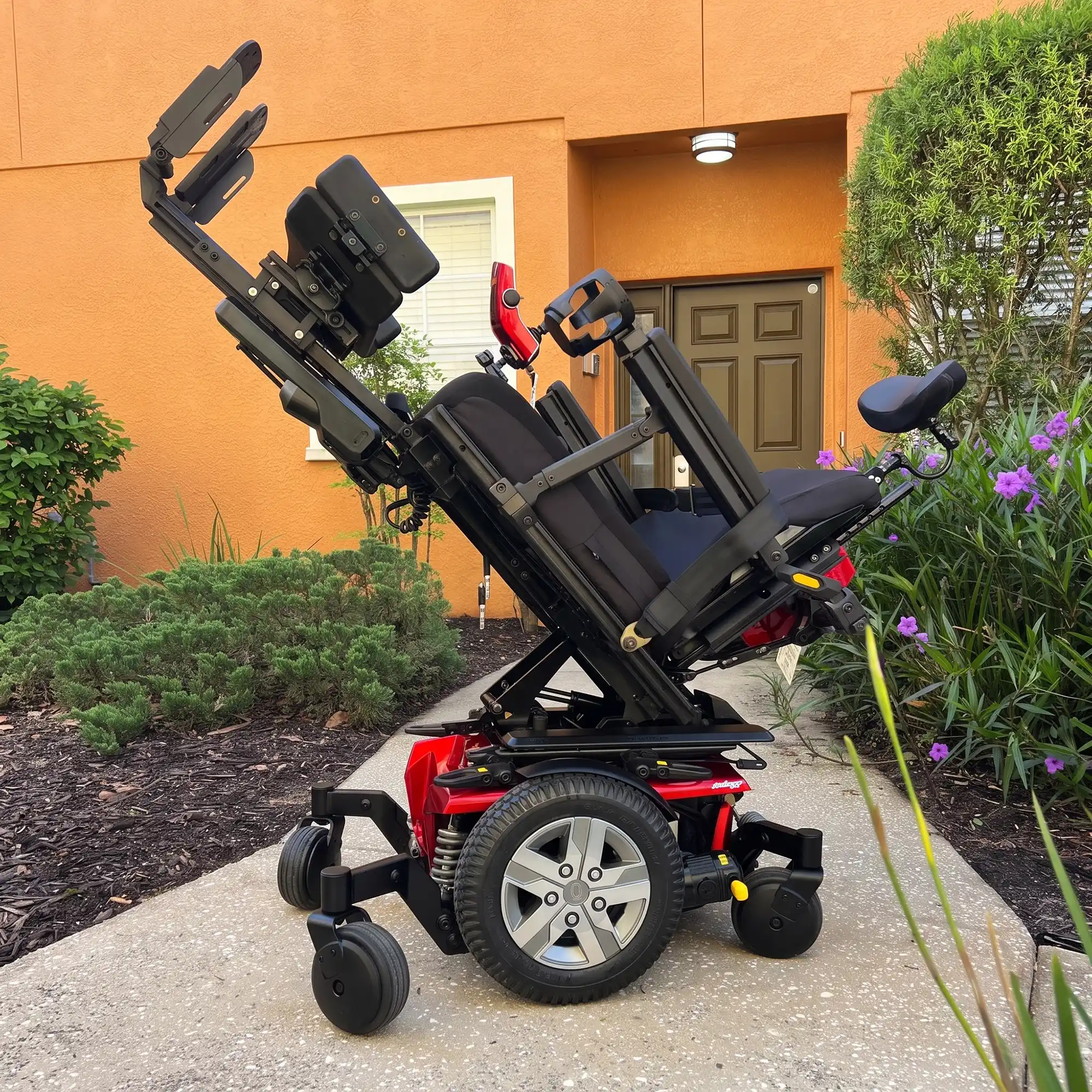 Wheelchair Quantum Q6